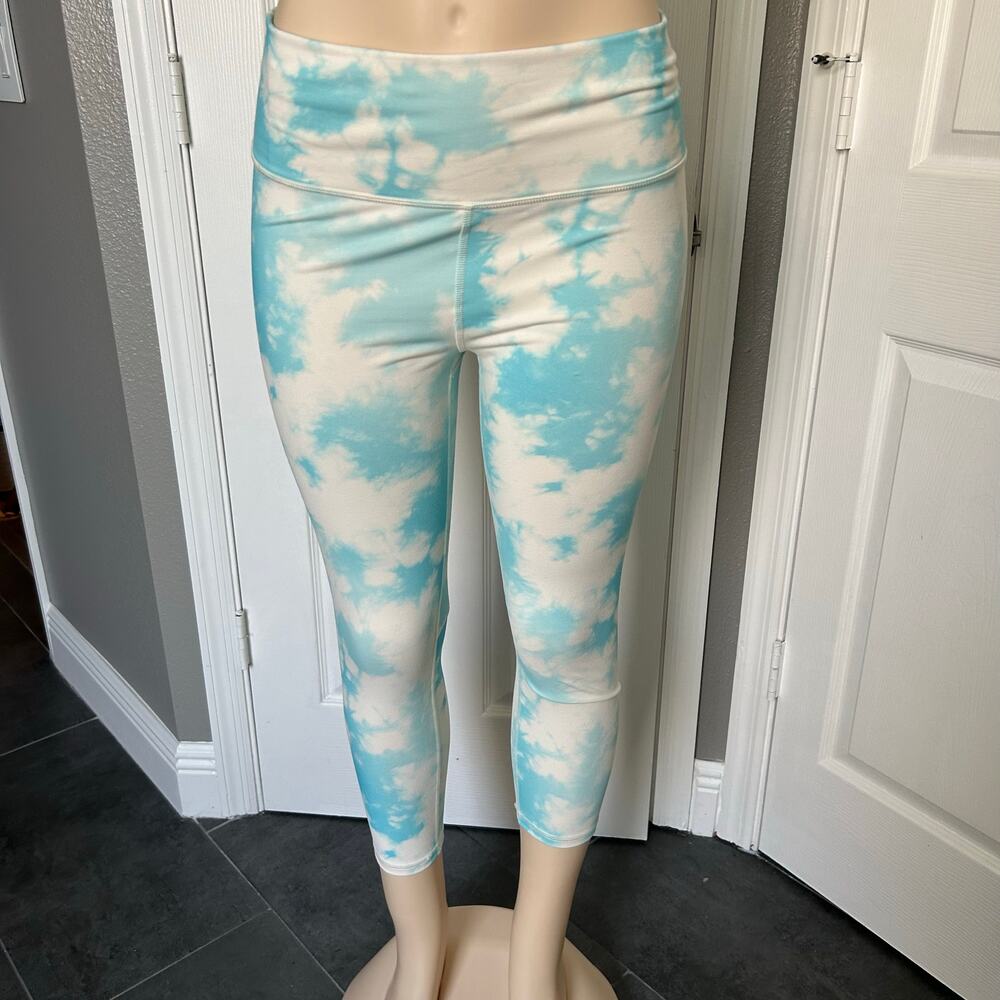 Trendy Cloud Pattern Blue Tie-Dye Activewear Set … - image 6